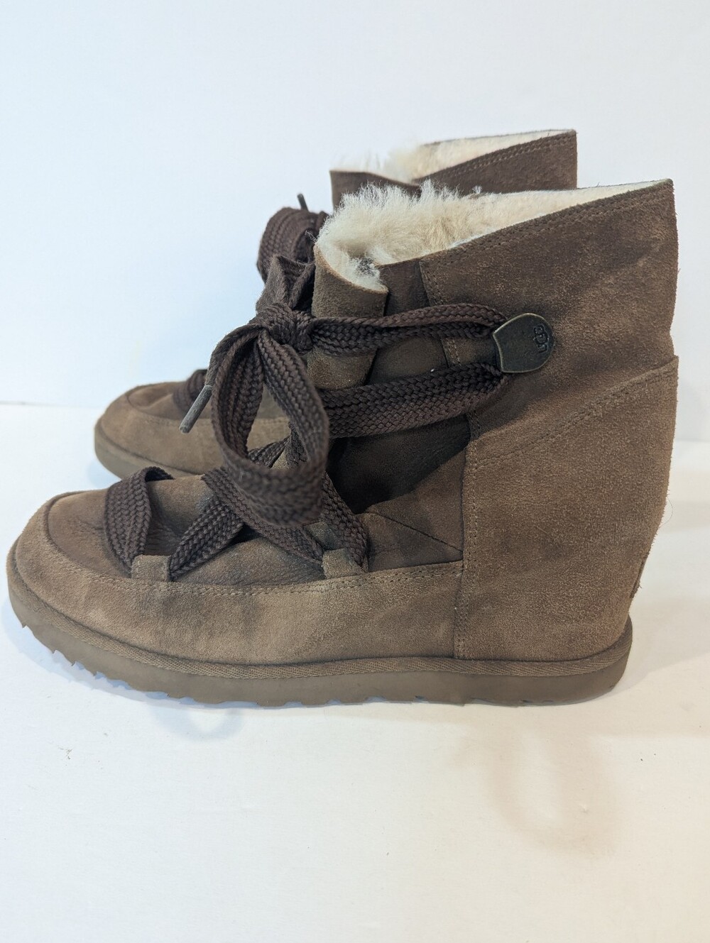 UGG Classic Femme Lace Up Tan Booties Wool Lining Size 8